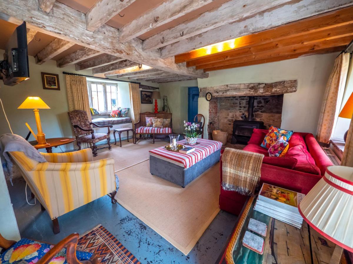 Country Cottage With Spa, Catering, Gardens, Nature Reserve Walks - Free Parking, Self Checkin Scunthorpe Exterior photo